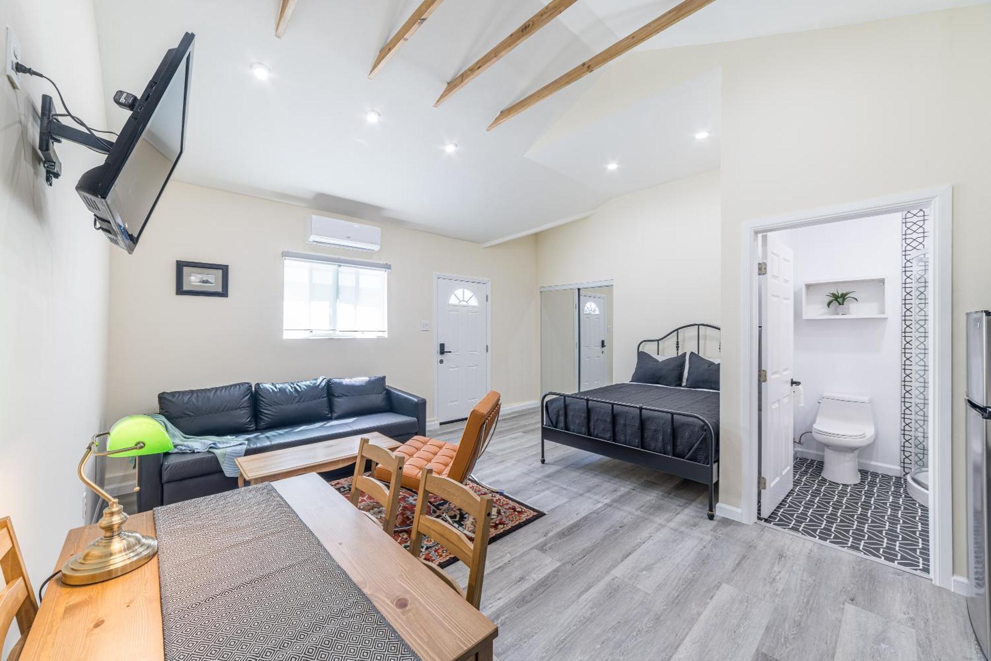 Private Stylish Studio, Near Csun, Fast Wi-Fi ลอสแอนเจลิส ภายนอก รูปภาพ